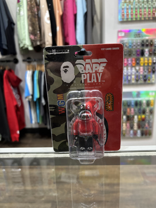 Bearbrick Bape 1st Camo Red 2016 100%