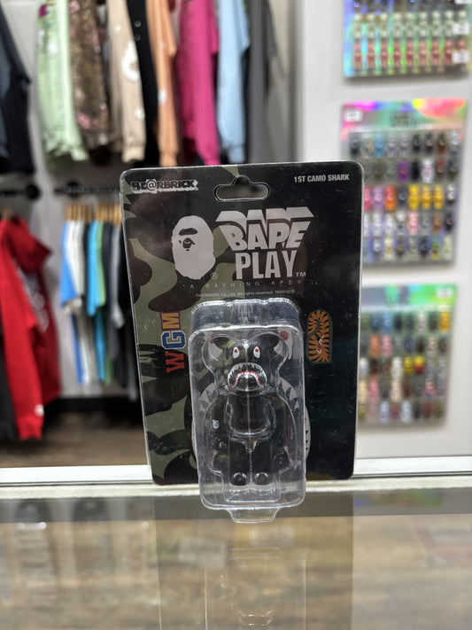 Bearbrick Bape 1st Camo Shark 2016 100%
